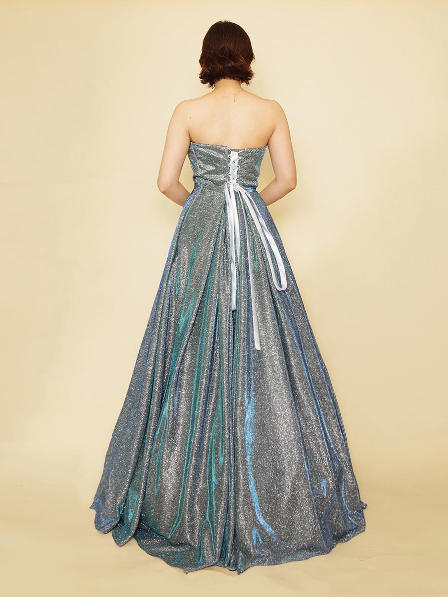 輝きが強いスカイブルーグリッターのシンプルロングドレス｜ドレス 