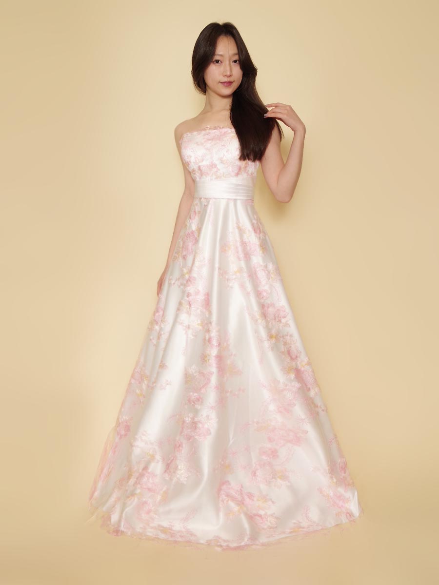 爽やかソフトピンクカラーのフラワーレースがガーリーなイメージを表現したお姫様風演奏会Aラインドレス