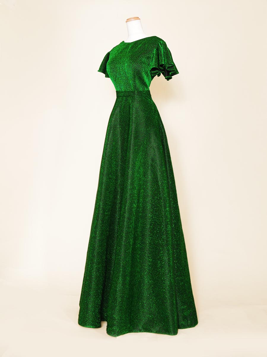 メタリックグリーンの光沢が眩いヒラヒラ肩袖デザインのスレンダーロングドレス