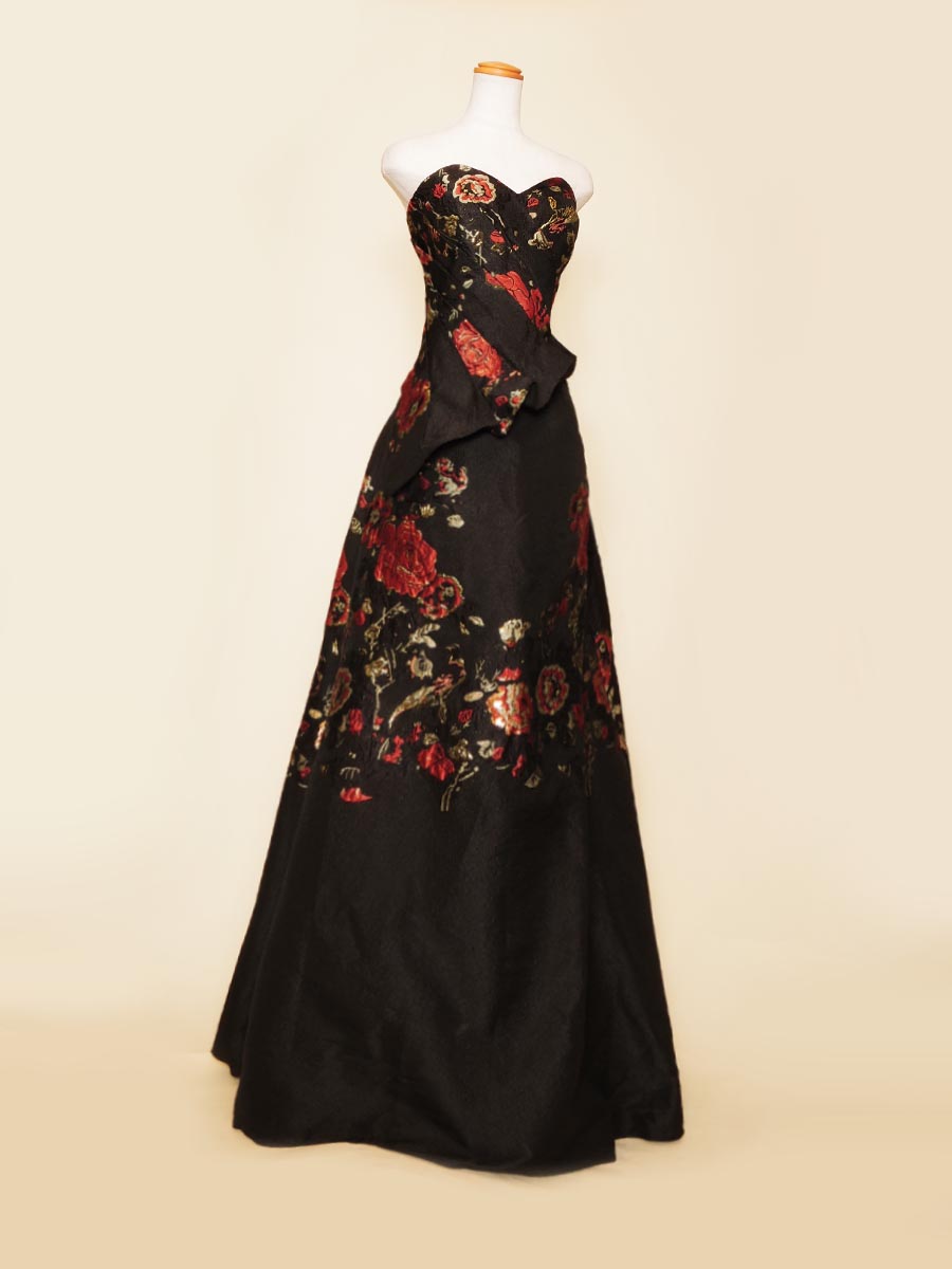 和柄デザインのブラックレッドジャガードのセミマーメイドシルエットドレス