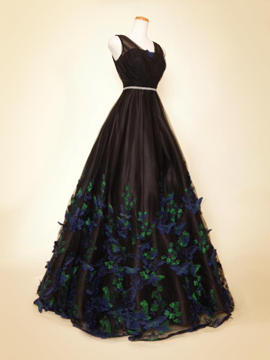ブラックサテン×チュールの蝶々とリーフのモチーフグラデーション刺繍を施したボリューム肩袖ドレス