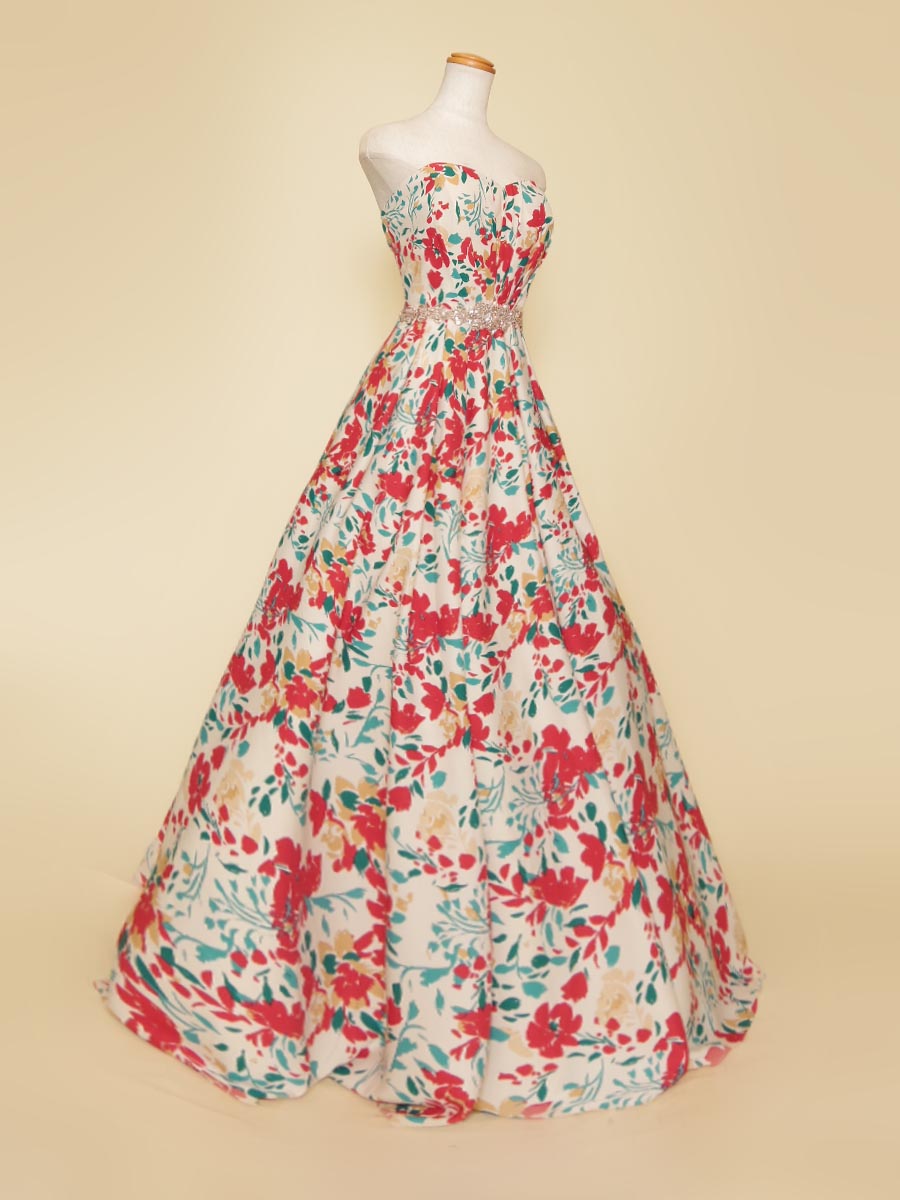 絵具のような風合いの花柄プリントのAラインステージドレス
