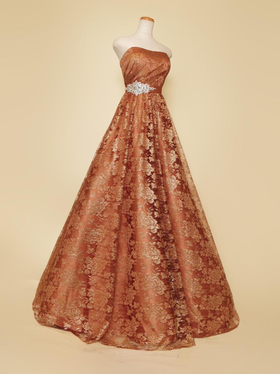 コッパーブラウンカラーのラメ刺繍の輝きが美しいAラインスタイル演奏会ドレス