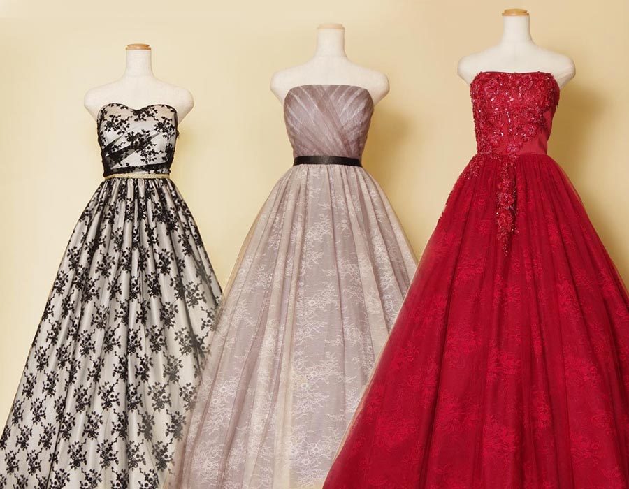 花柄のレースをドレス全体に贅沢に使用したドレスの3枚セット